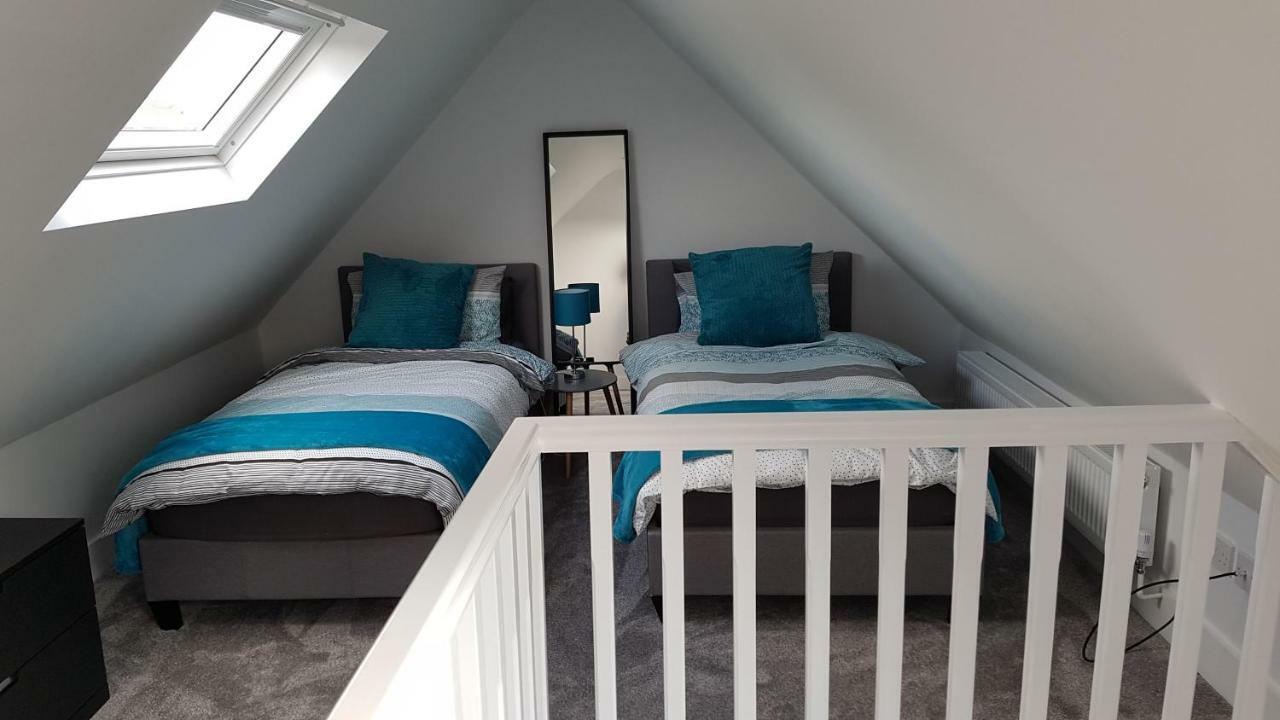 2 Serviced Apartments In Childwall-South Liverpool - Each Apartment Sleeps 6 Exterior foto